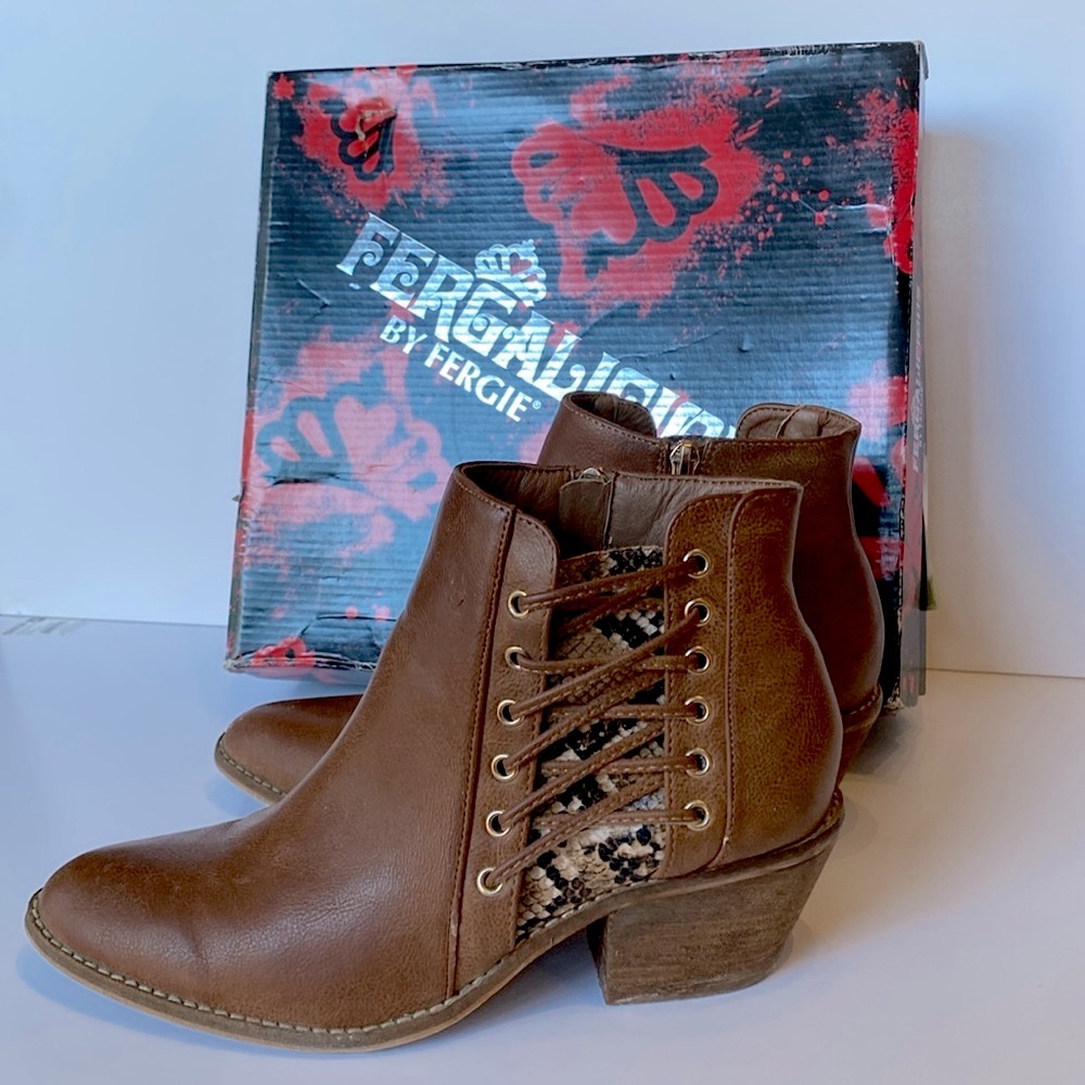 FERGALICIOUS Tan Boots w/ Snakeskin Python Insert & Lace up Design! Block Heel !